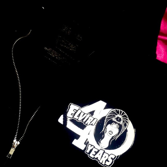 Elvira 40th anniversary Zip up ๐๐ทโจ - Picture 3 of 4